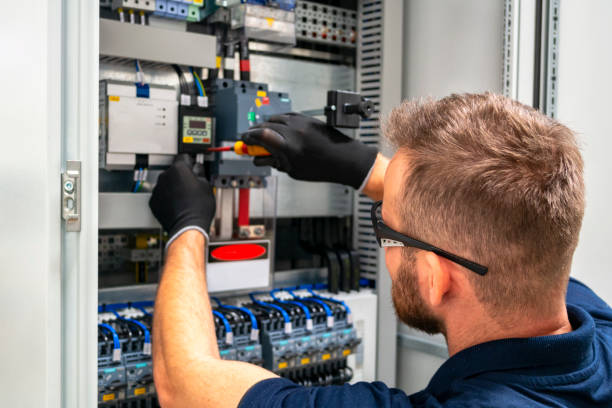 Best Electrical Installation Contractor  in Hiawatha, KS